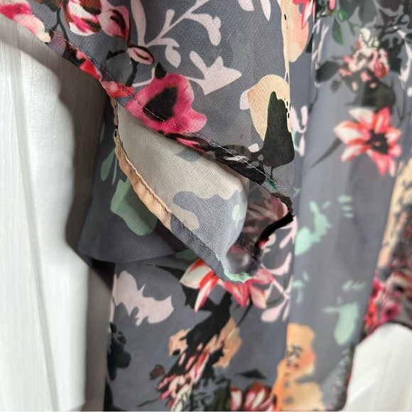 Kimono Grey & Pink Floral Sheer Size Extra Large - Picture 11 of 16